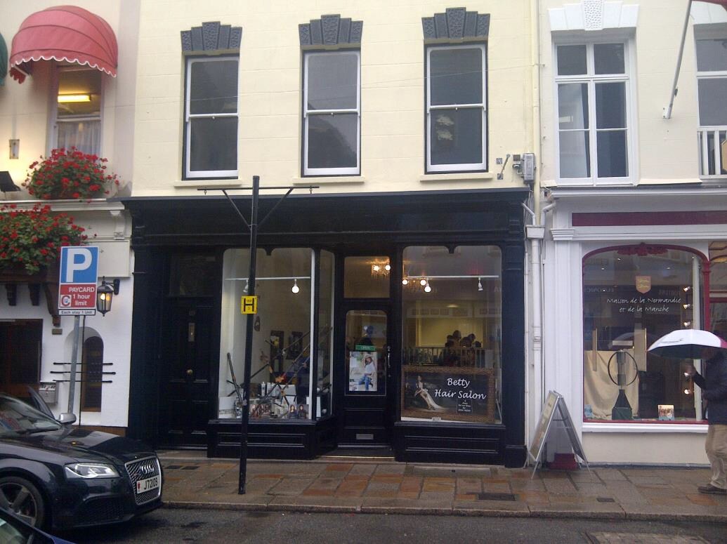 69 Halkett Place, Jersey for sale Primary Photo- Image 1 of 1