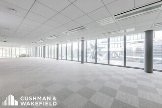 Office in Rungis to rent Interior Photo- Image 1 of 6