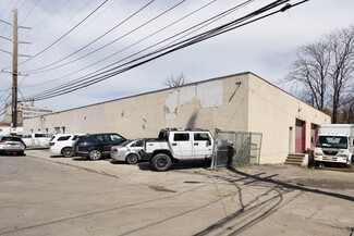 More details for 59 Hempstead Gardens Dr, West Hempstead, NY - Industrial for Rent