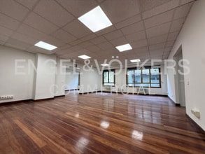 Office in Madrid, Madrid to rent Interior Photo- Image 1 of 40