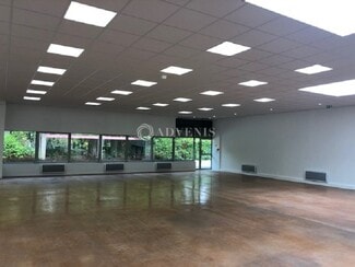 More details for 2 Rue Edouard Branly, Trappes - Light Industrial to Rent