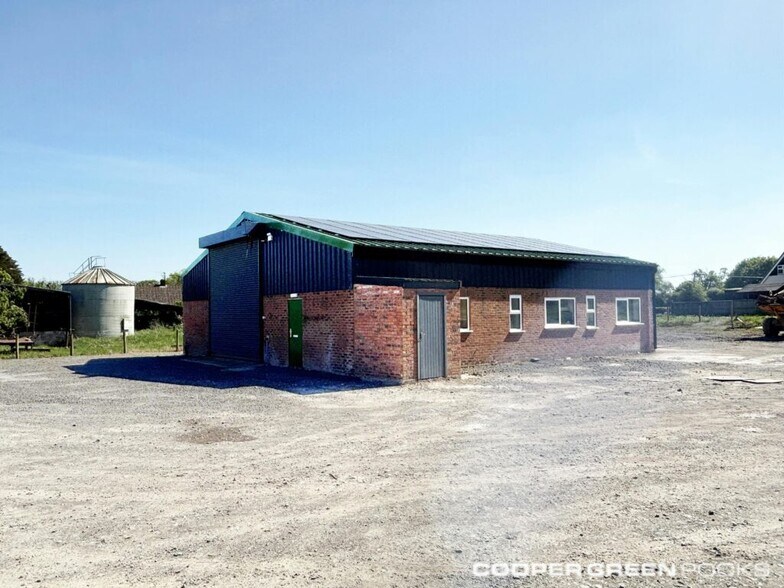 1 Orchard Barns, Shrewsbury for sale - Primary Photo - Image 1 of 1