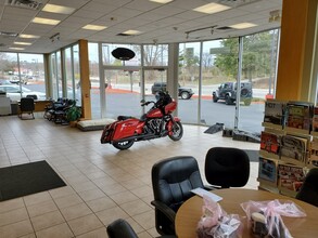 1378 Hooksett Rd, Hooksett, NH for sale Interior Photo- Image 1 of 1