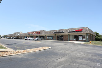 10303 Metcalf Ave, Overland Park, KS for rent Building Photo- Image 1 of 10