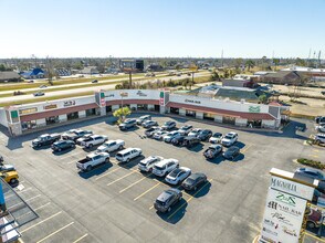 603-615 W Prien Lake Rd, Lake Charles, LA for rent Building Photo- Image 1 of 5