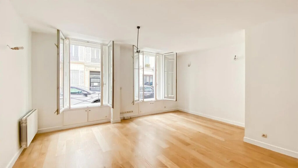 Vente Bureaux 92 m² - Photo 1