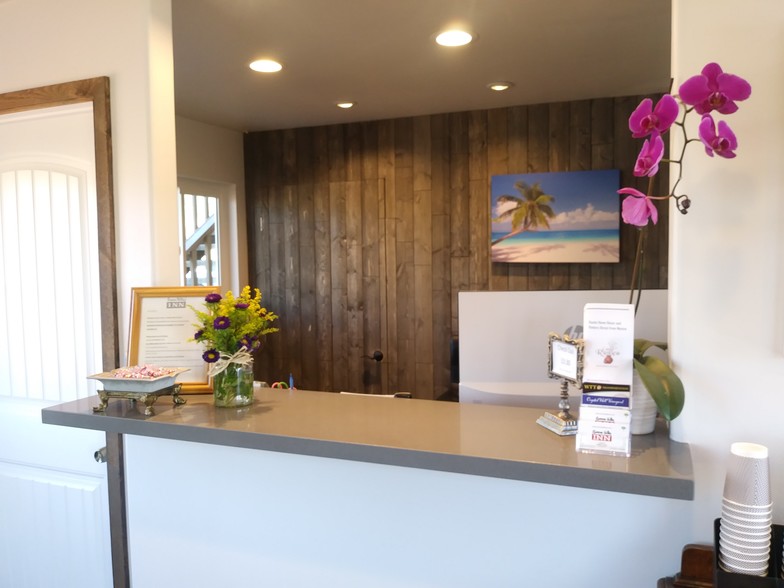 416-422 Main St, Ramona, CA for sale - Lobby - Image 1 of 1