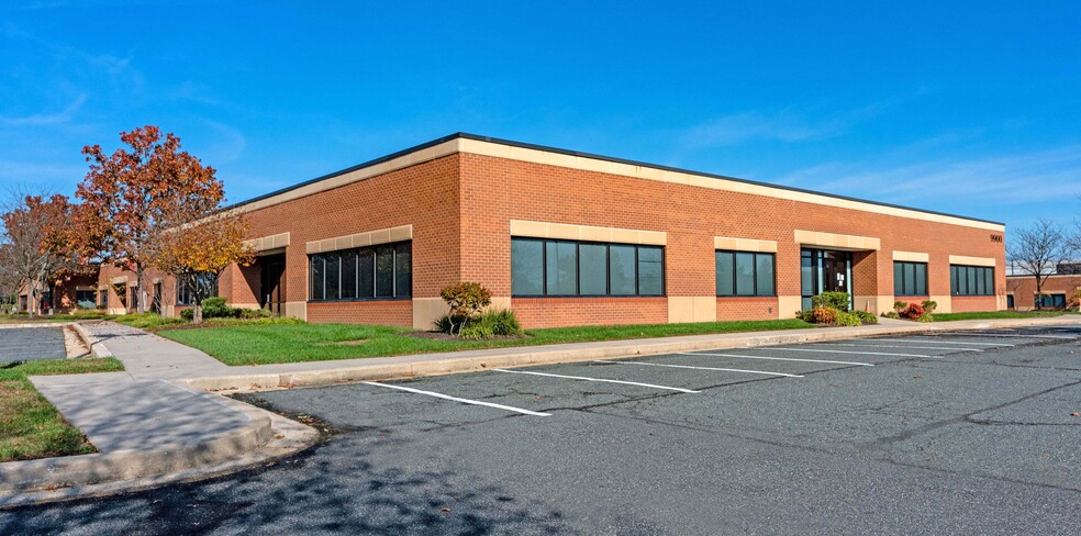 9900 Franklin Square Dr, Baltimore, MD for rent - Building Photo - Image 1 of 5