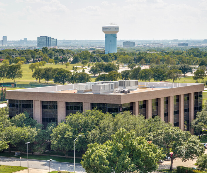 4001 McEwen Rd, Farmers Branch, TX for rent - Building Photo - Image 2 of 6