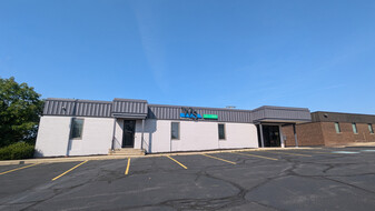 7851 Freeway Cir, Middleburg Heights OH - Commercial Property