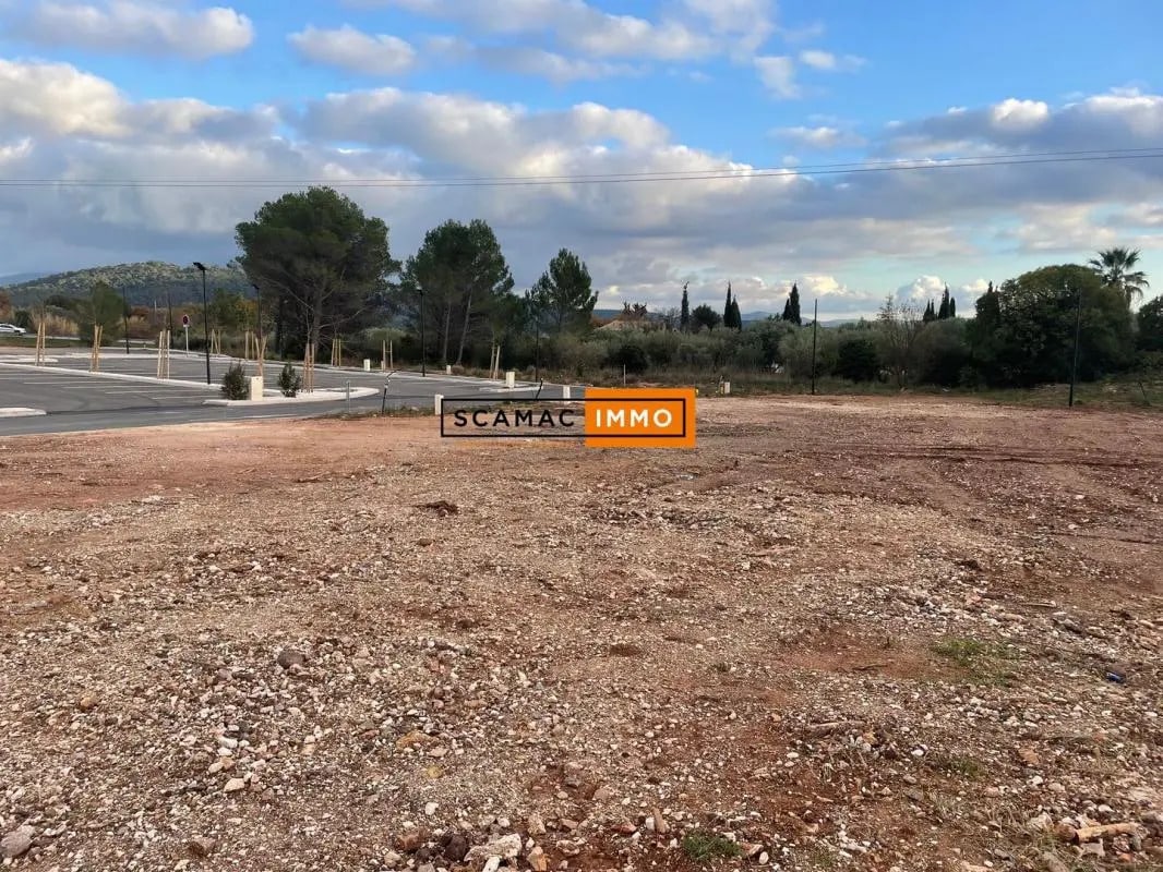 Land in Puget-Ville for sale Building Photo- Image 1 of 6