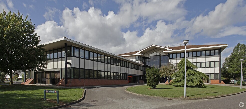 270-289 Milton Rd, Cambridge to rent - Building Photo - Image 2 of 12