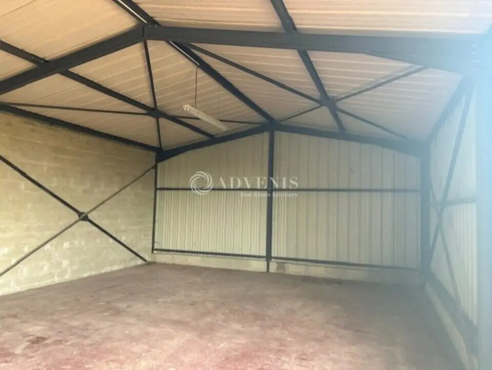 Location Local d'activités 120 m² - Photo 1