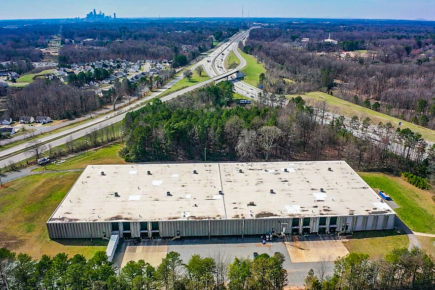 6601 N I-85 Service Rd, Charlotte, NC for rent - Aerial - Image 1 of 2