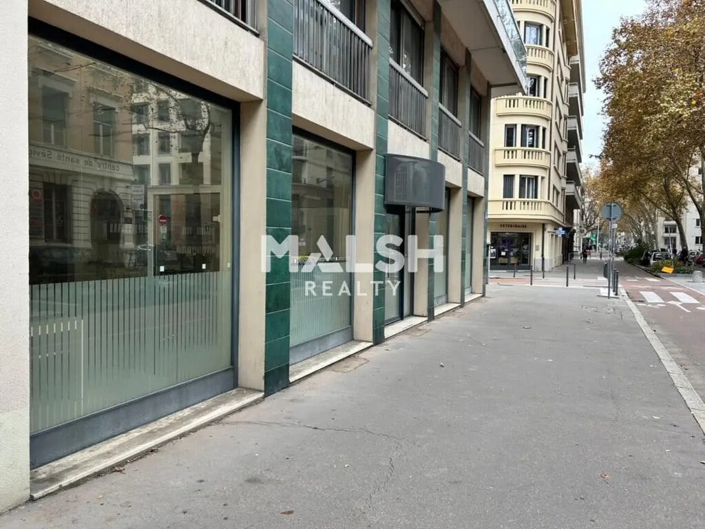 Location Bureaux 90 m² - Photo 1