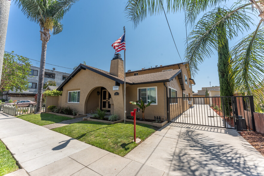 2244 E 6th St, Long Beach, CA for sale - Building Photo - Image 1 of 1