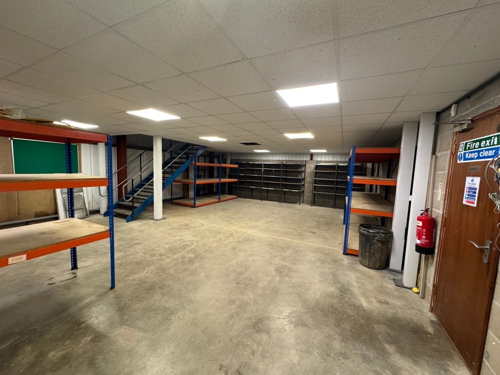The Dock, Ely to rent Interior Photo- Image 1 of 4