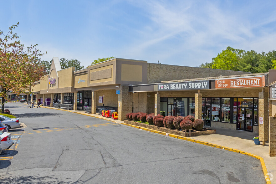 13428-13490 New Hampshire Ave, Colesville, MD for rent - Building Photo - Image 3 of 7