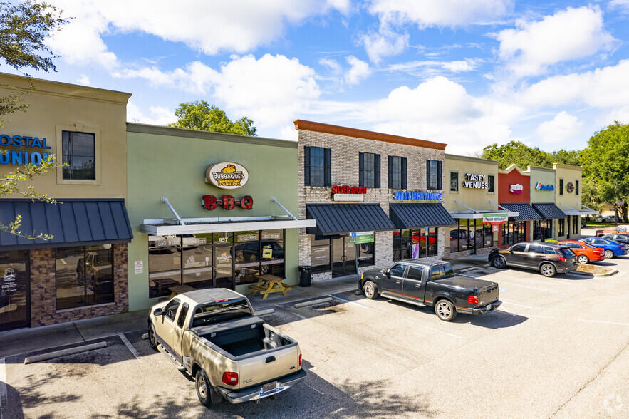 905-959 E Brandon Blvd, Brandon, FL for sale - Building Photo - Image 1 of 1