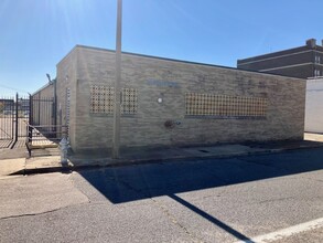 301 Jefferson Ave, Memphis, TN for sale Building Photo- Image 1 of 1