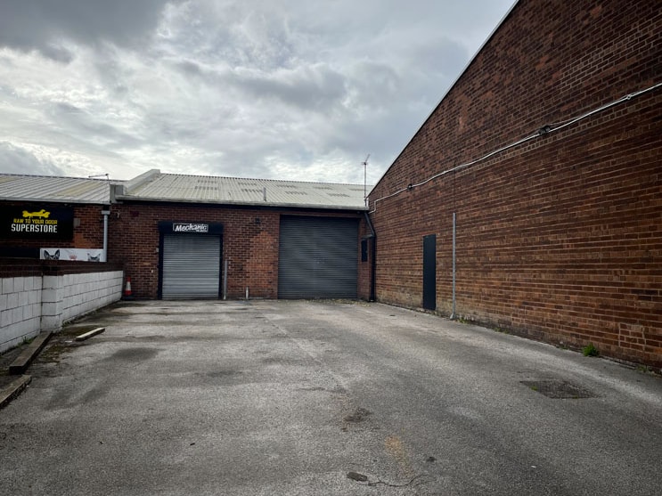 12 Wilson Rd, Liverpool to rent Primary Photo- Image 1 of 3