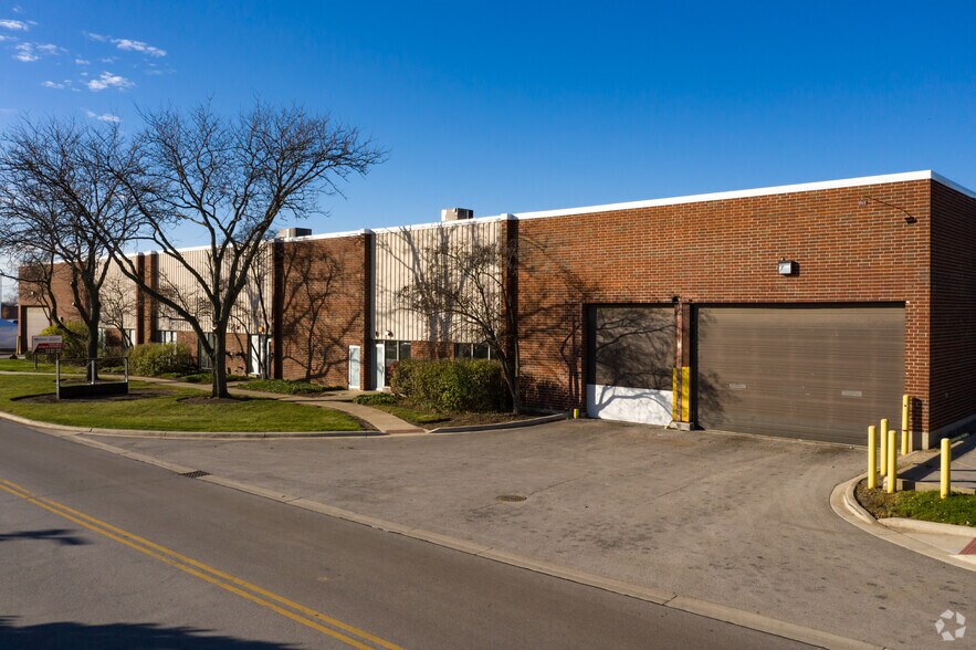 4500 Western Ave, Lisle, IL for sale - Building Photo - Image 1 of 1