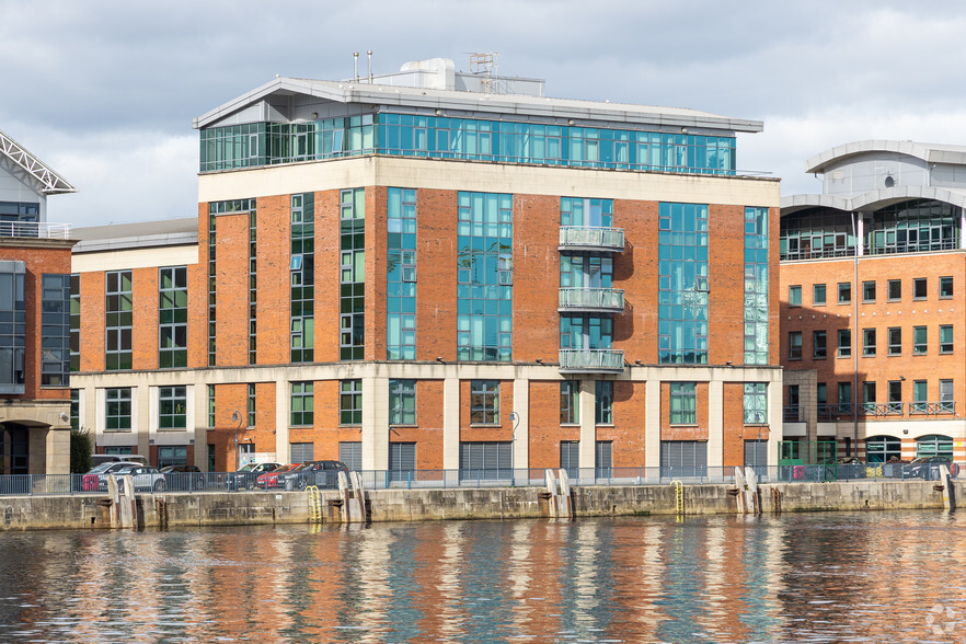 31 Clarendon Dock, Belfast for rent - Building Photo - Image 2 of 7