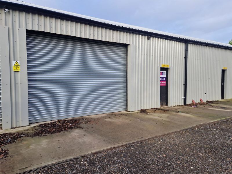 Hall Rd, Hopton to rent Building Photo- Image 1 of 4
