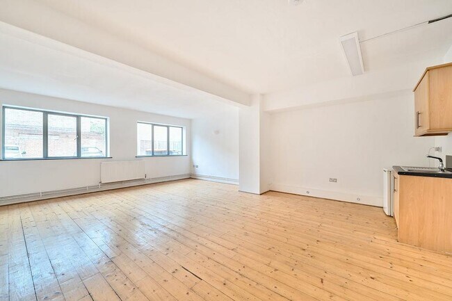 More details for 2-8 Anton St, London - Office to Rent