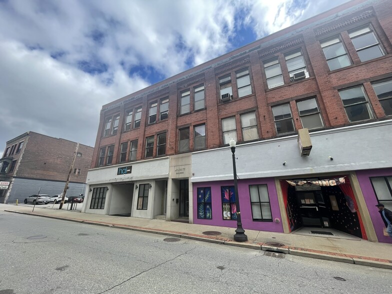 21-25 Broad St, Pawtucket, RI for sale - Building Photo - Image 1 of 1