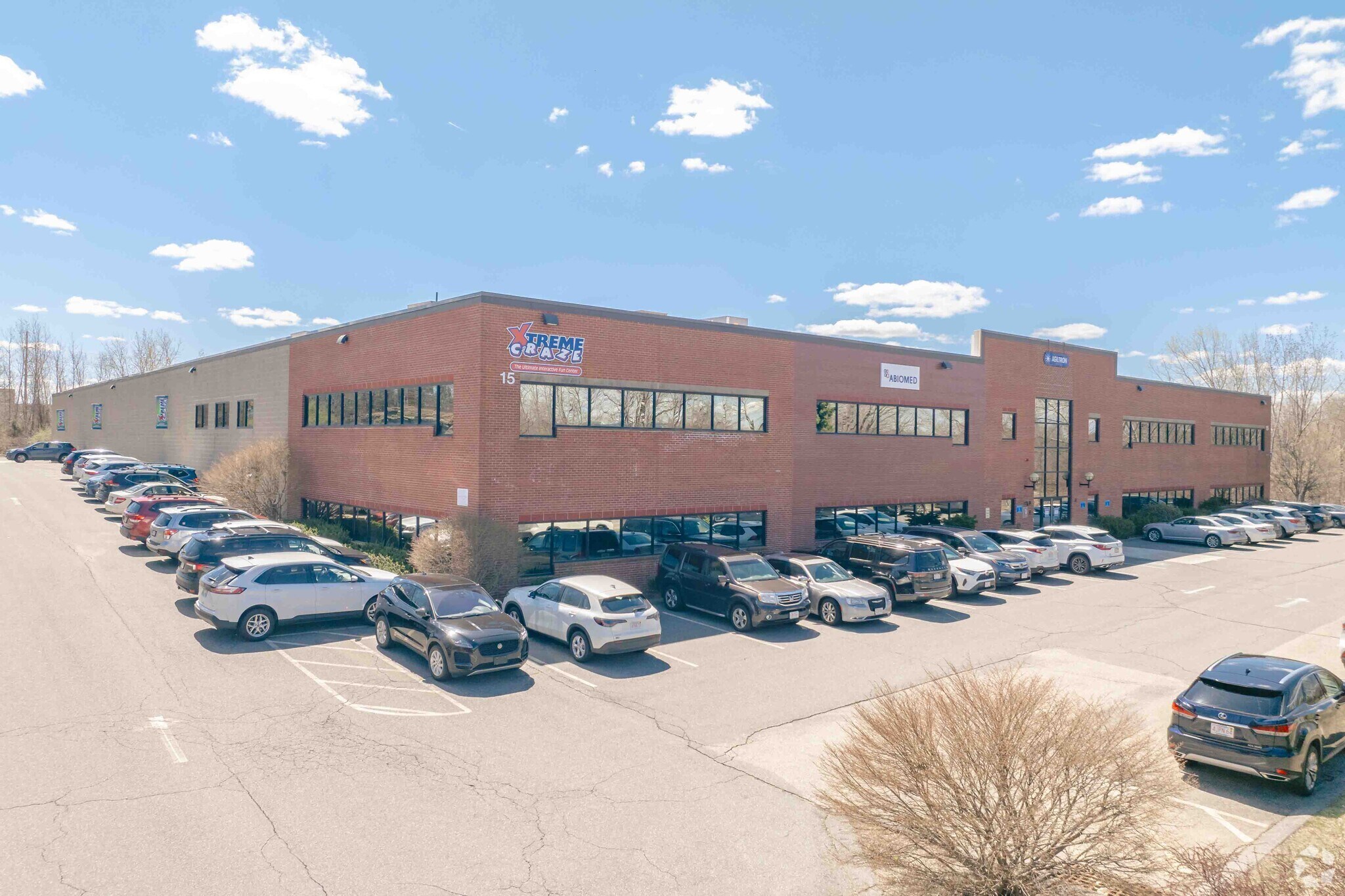 15 Presidential Way, Woburn, MA to rent Building Photo- Image 1 of 9