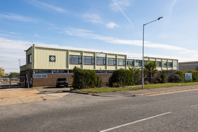 More details for Honywood Rd, Basildon - Office, Industrial to Rent