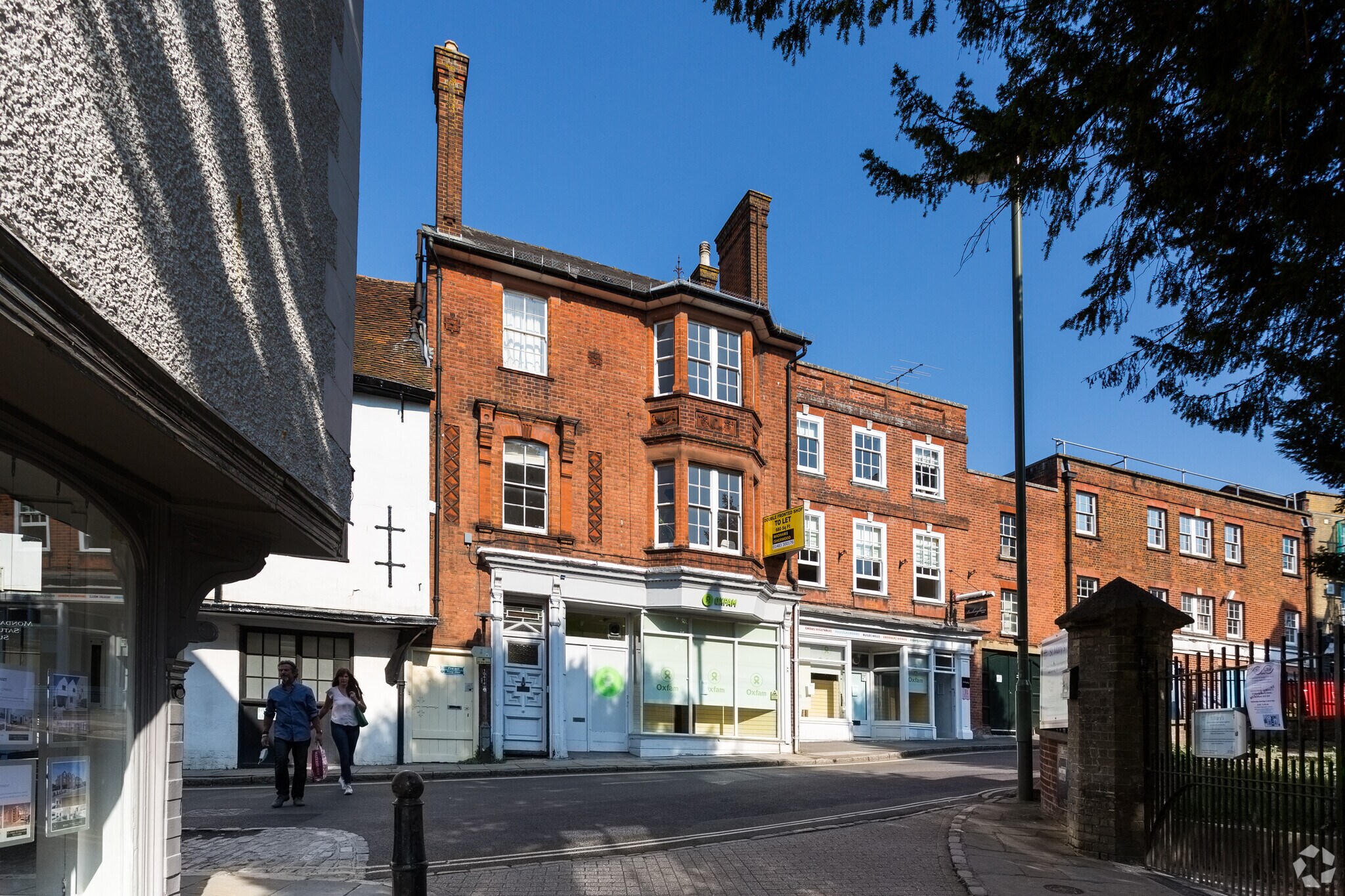 64-66 Quarry St, Guildford for sale Primary Photo- Image 1 of 1