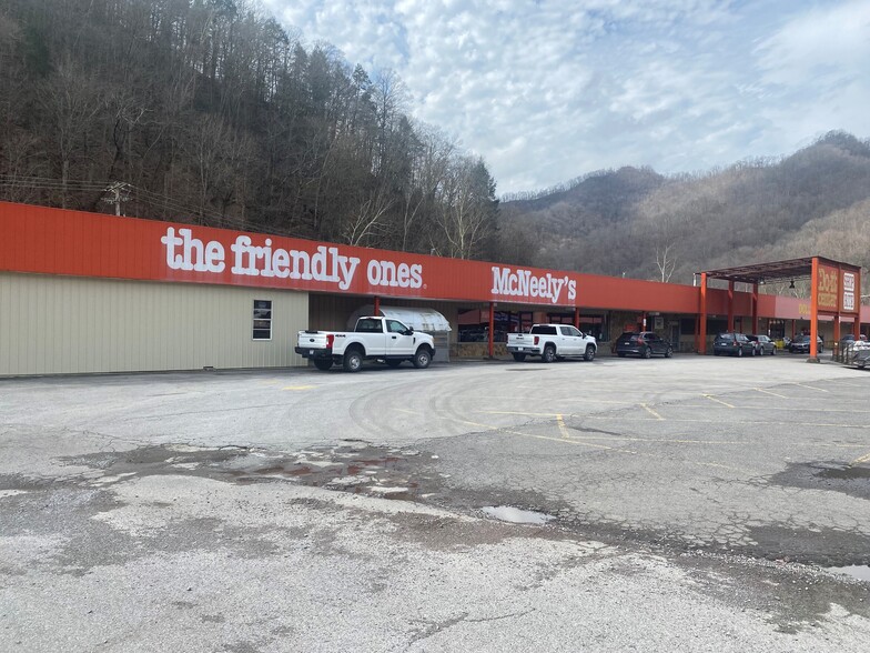 Rtes 10, Man, WV for rent - Building Photo - Image 1 of 13