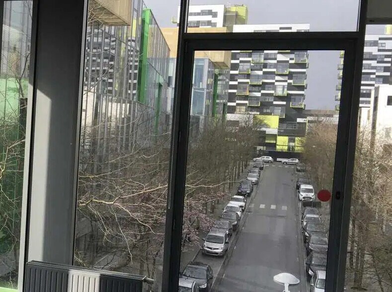 Office in Lille to rent - Building Photo - Image 2 of 5