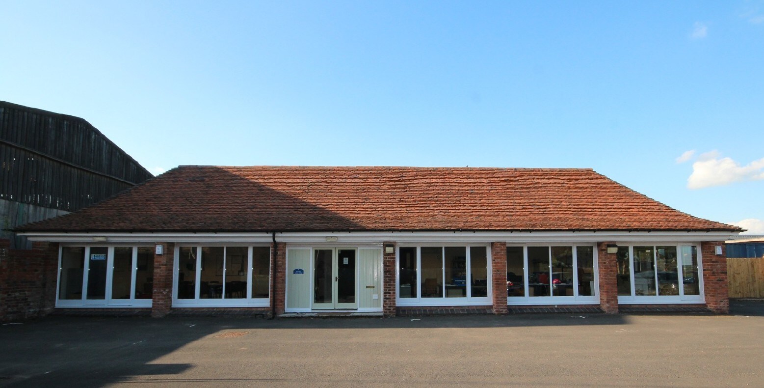 Cupola Ct, Worcester for sale Primary Photo- Image 1 of 1