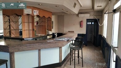 Retail in Cubillos del Sil, León to rent Interior Photo- Image 2 of 4