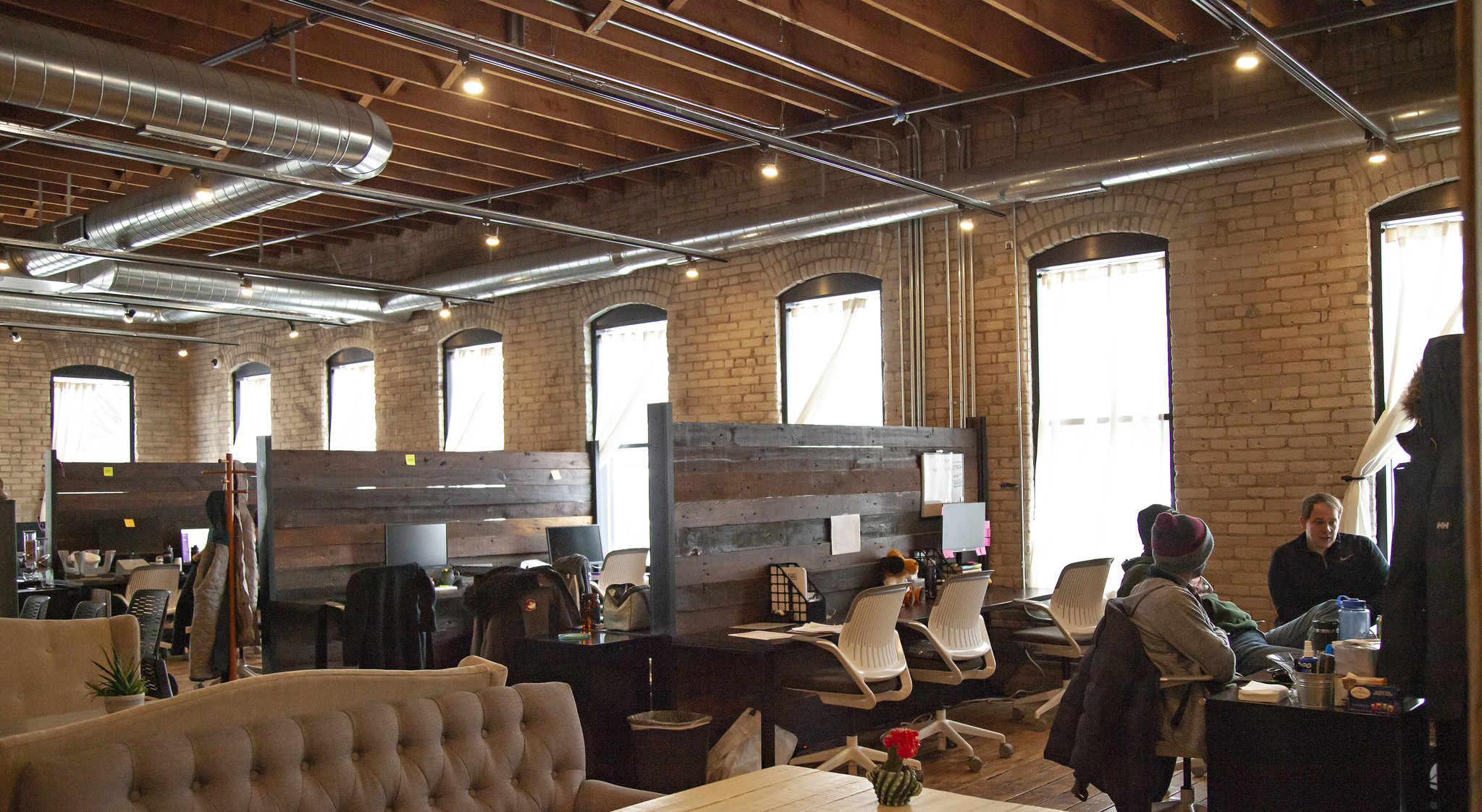 1400 NE Van Buren St, Minneapolis, MN to rent Building Photo- Image 1 of 2