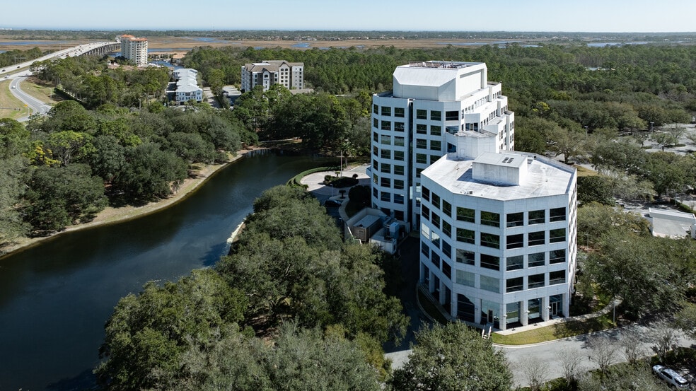 1776 American Heritage Life Dr, Jacksonville, FL to rent - Building Photo - Image 3 of 19