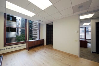 140 S Dearborn St, Chicago, IL for rent Interior Photo- Image 2 of 5