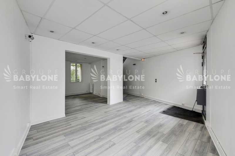 118 Avenue Aristide Briand, Montrouge to rent - Building Photo - Image 1 of 11