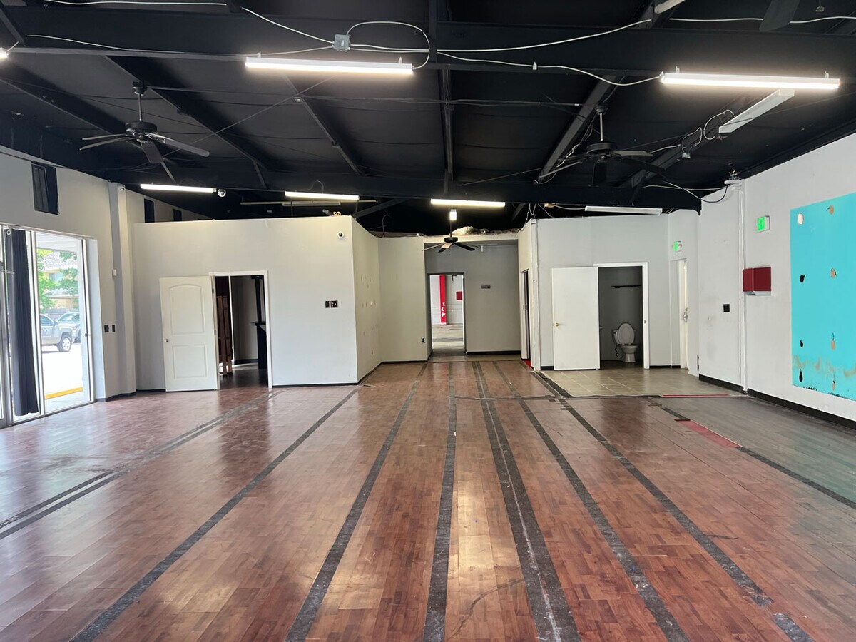 6125 FM 1960 Rd W, Houston 77069 UK