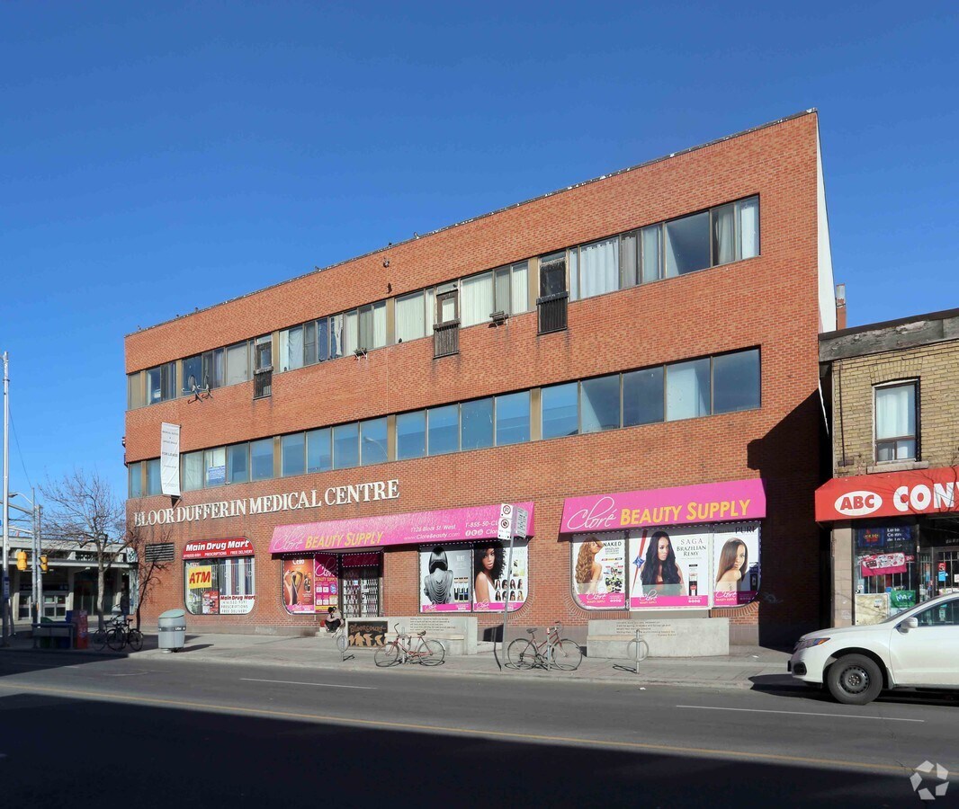 1011 Dufferin St, Toronto M6H 4B5 Bloor Dufferin Medical Centre