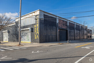 More details for 220 Dupont St, Brooklyn, NY - Industrial for Rent