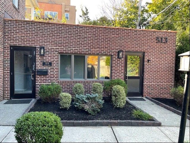 513R Raritan Ave, Highland Park, NJ for rent - Building Photo - Image 1 of 21