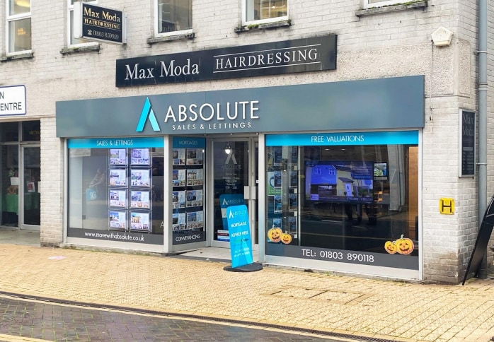 16-16a Fore St, Brixham for sale Primary Photo- Image 1 of 1