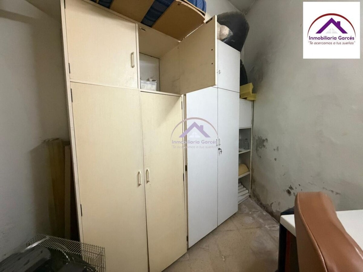 Cuenca, CUE 16002 - Unit Pl:00 Pt:03 -  - Interior Photo - Image 1 of 12