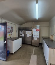 32 Banks Rd, Wirral to rent Interior Photo- Image 1 of 2