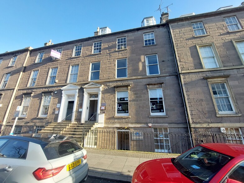 9 South Tay St, Dundee to rent - Building Photo - Image 2 of 6