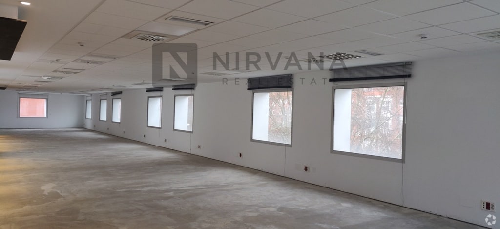 Office in Madrid, Madrid to rent Interior Photo- Image 1 of 2